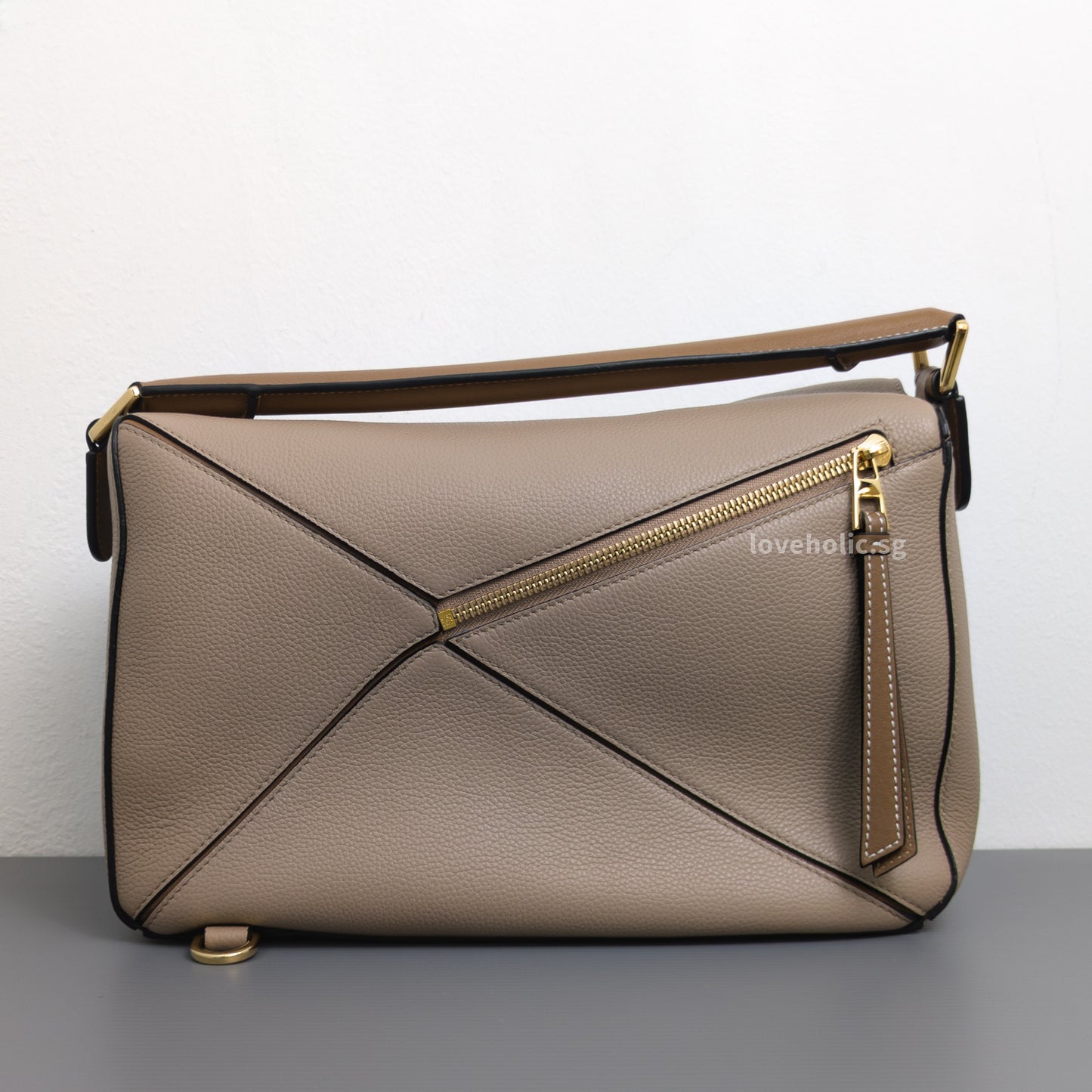 Loewe Puzzle Medium | Sand/ Mink Calfskin Gold Hardware-back