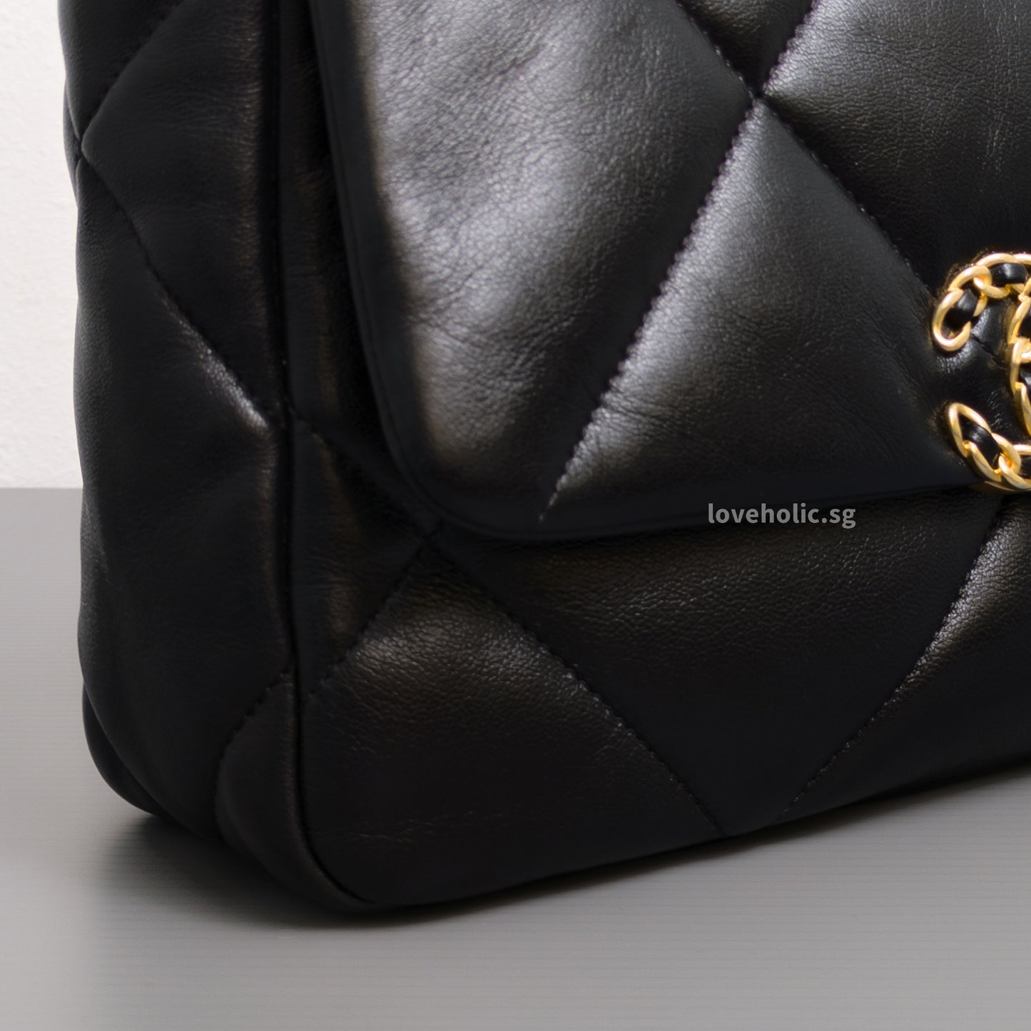 Chanel Chanel 19 Small | Black Lambskin Multicolored Hardware-details