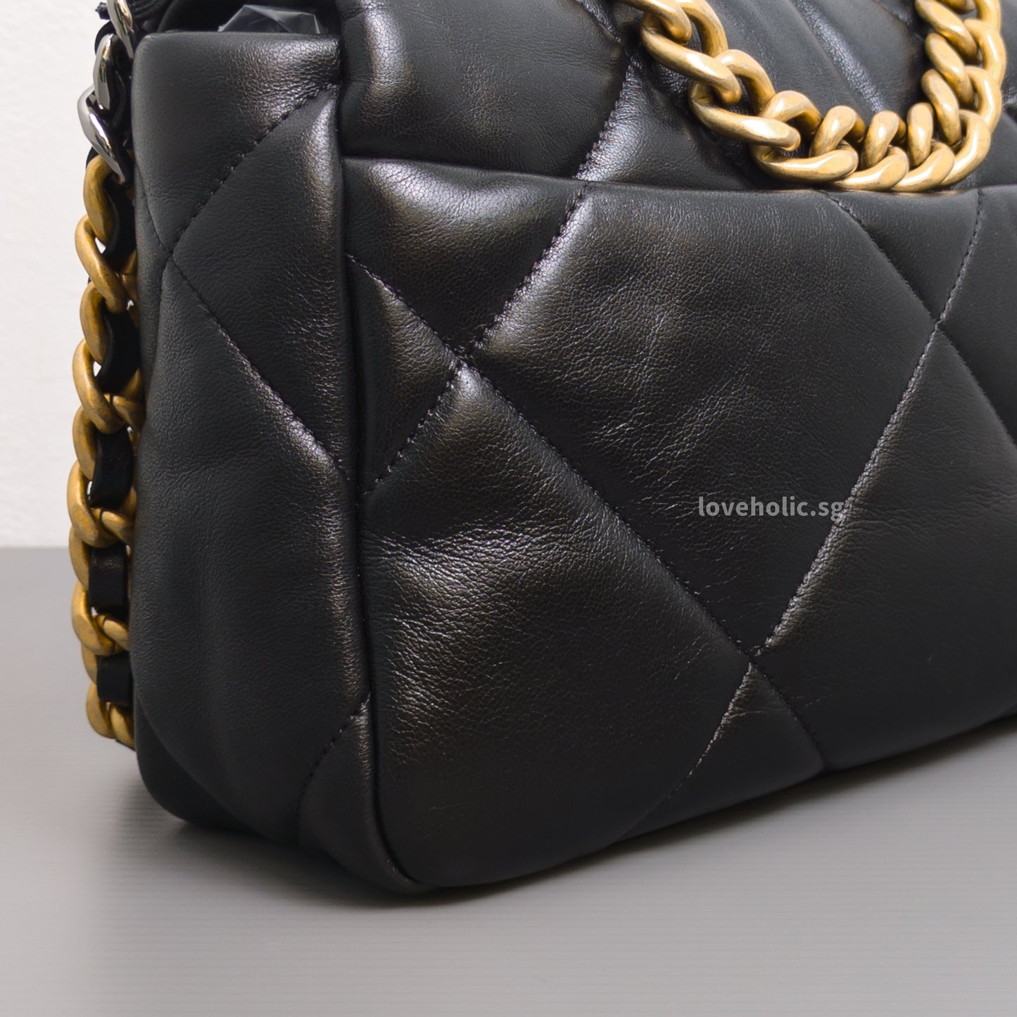 Chanel Chanel 19 Small | Black Lambskin Multicolored Hardware-details