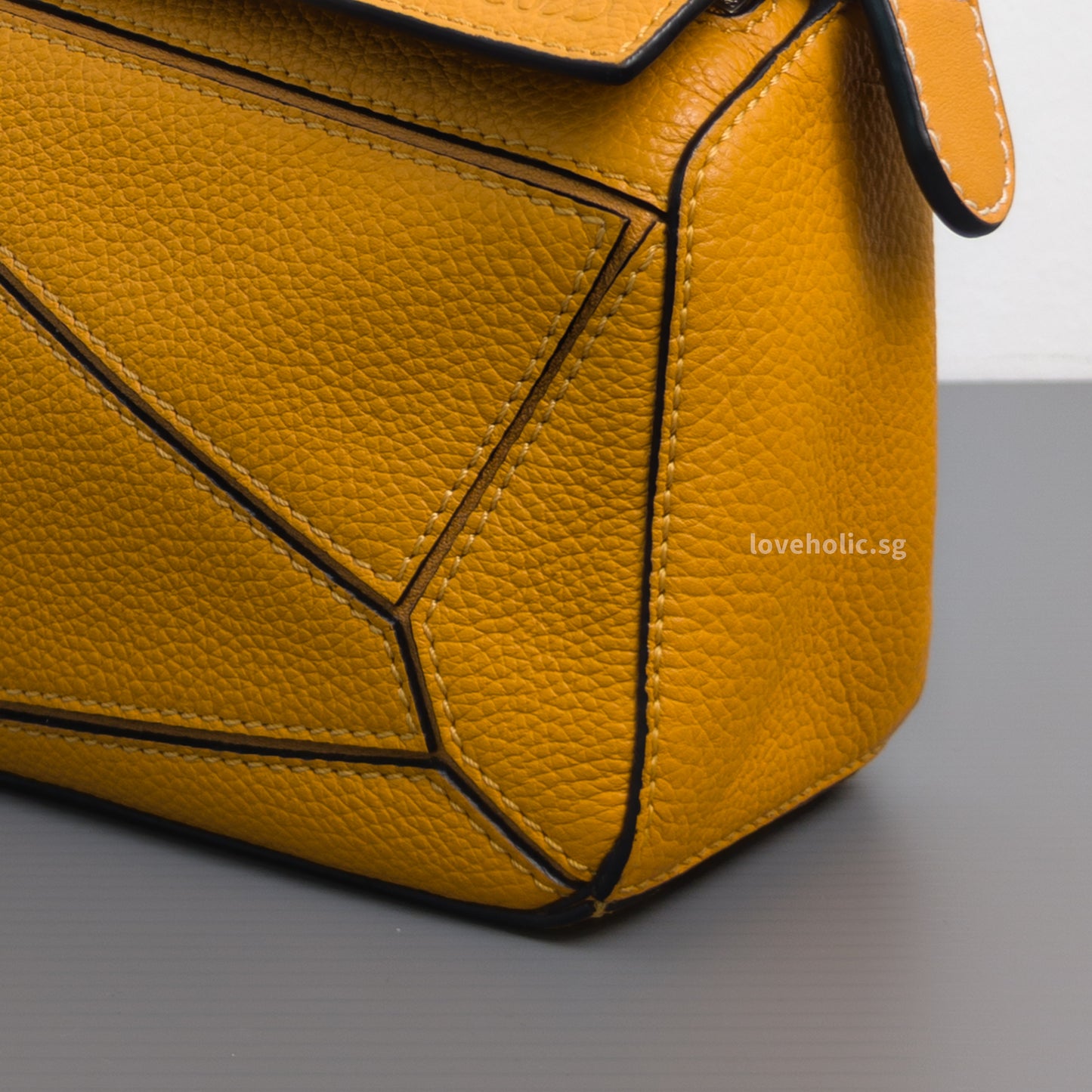 Loewe Puzzle Mini | Sunflower Calfskin Silver Hardware-details
