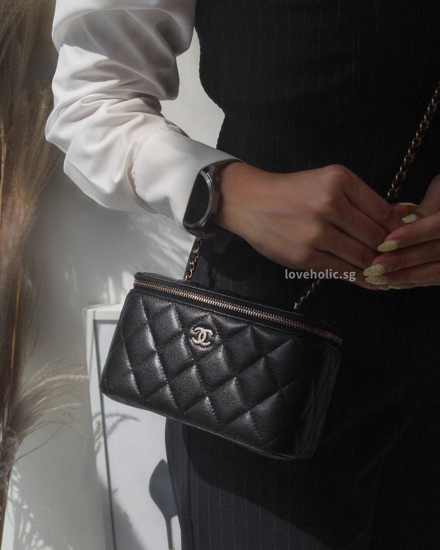 Chanel Vanity Bag with Chain Black Caviar Light Gold Hardware-model