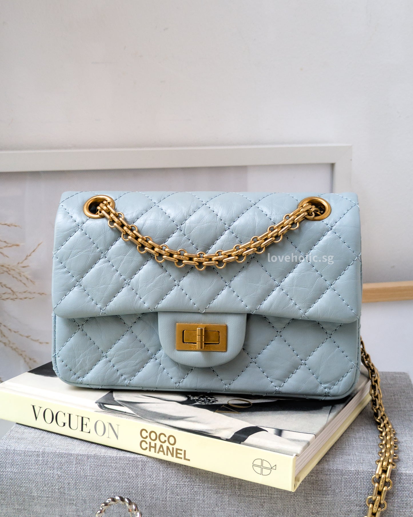 Chanel Reissue 2.55 Mini | Light Blue Calfskin Brushed Gold Hardware-front