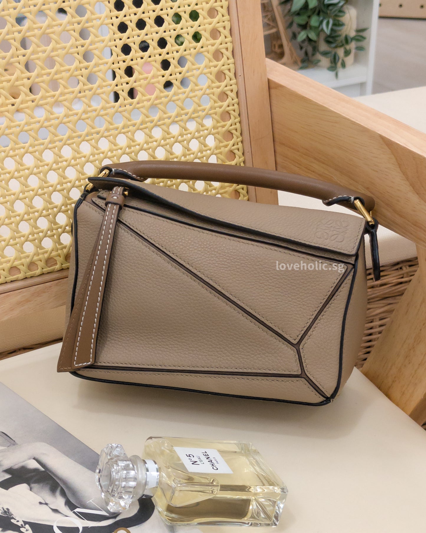 Loewe Puzzle Mini | Sand/ Mink Calfskin Gold Hardware-front