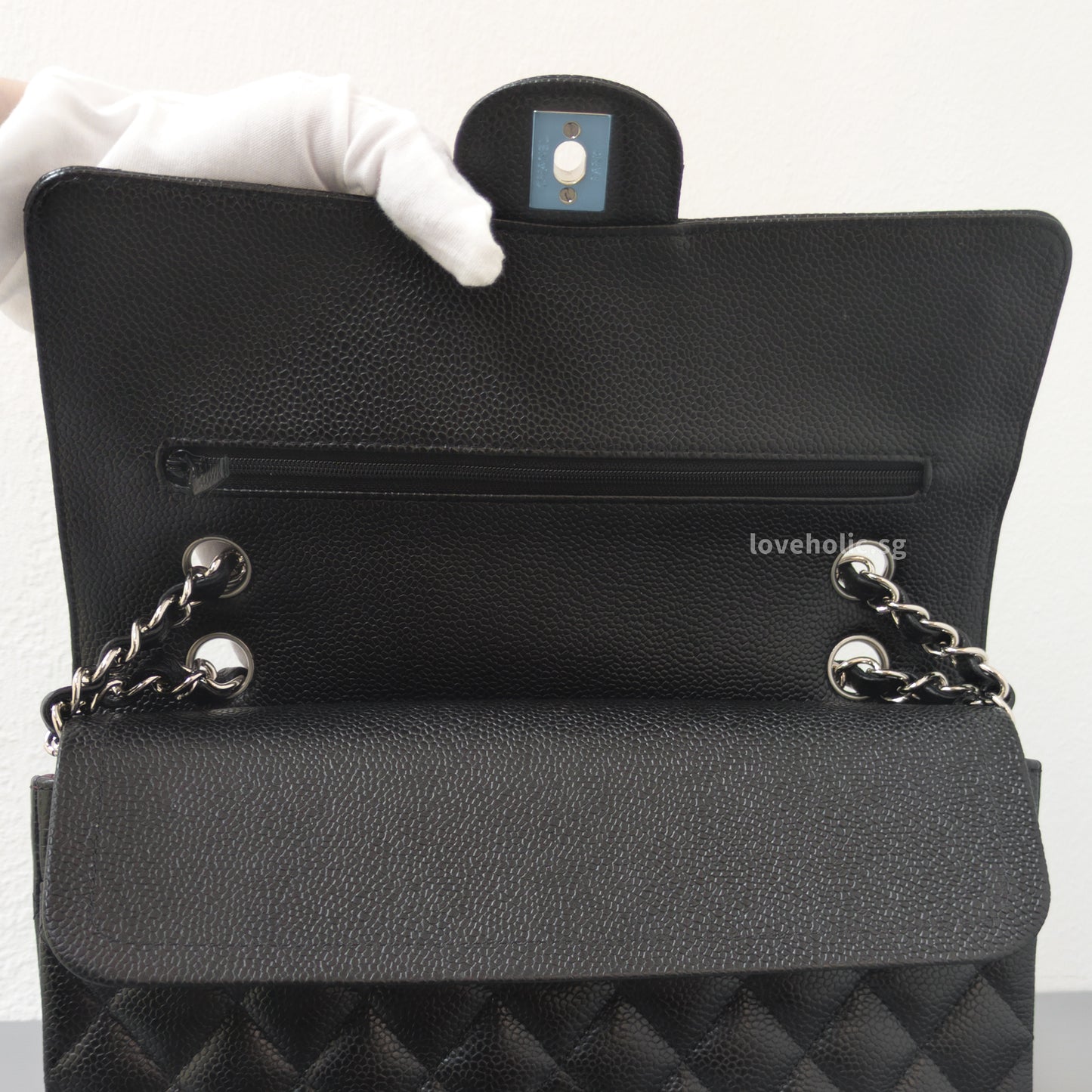 Chanel Classic Flap Medium | Black Caviar Silver Hardware-details