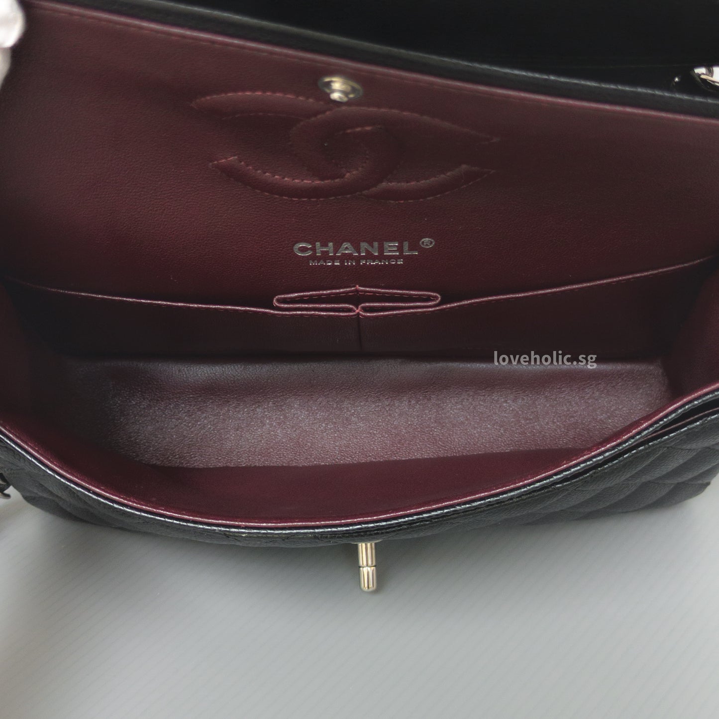 Chanel Classic Flap Medium | Black Caviar Silver Hardware-details