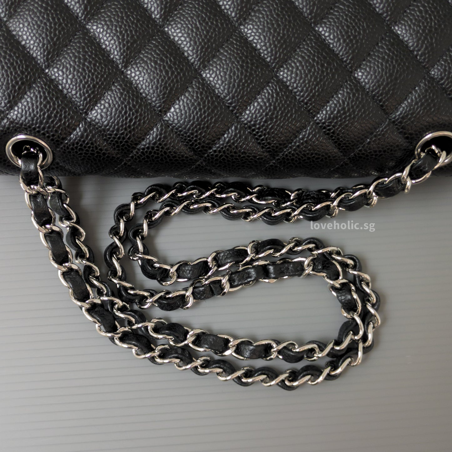 Chanel Classic Flap Medium | Black Caviar Silver Hardware-details