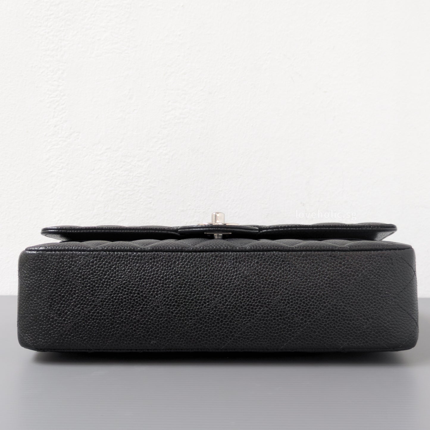 Chanel Classic Flap Medium | Black Caviar Silver Hardware-details