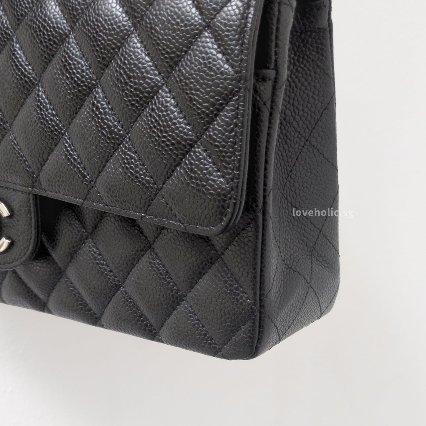 Chanel Classic Flap Medium | Black Caviar Silver Hardware-details