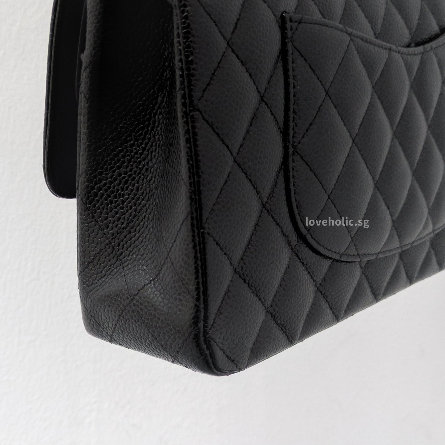 Chanel Classic Flap Medium | Black Caviar Silver Hardware-details