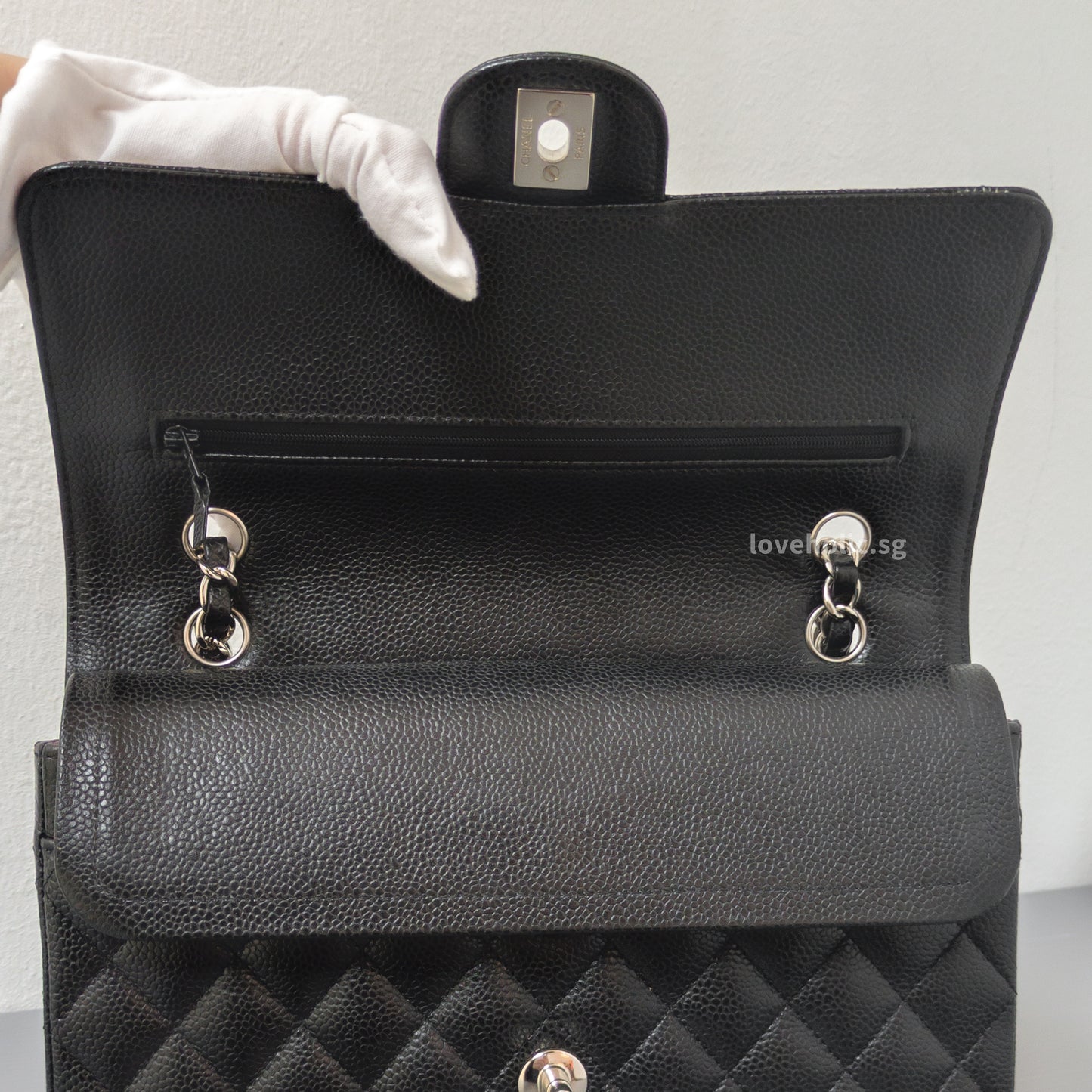 Chanel Classic Flap Medium | Black Caviar Silver Hardware-details