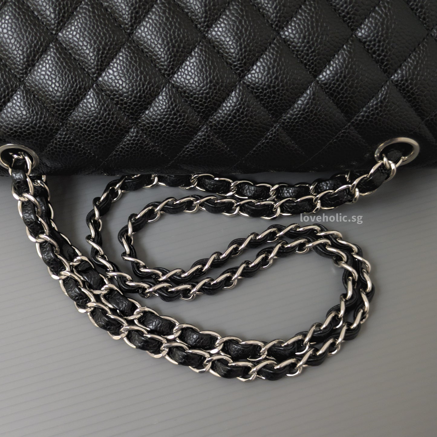Chanel Classic Flap Medium | Black Caviar Silver Hardware-details