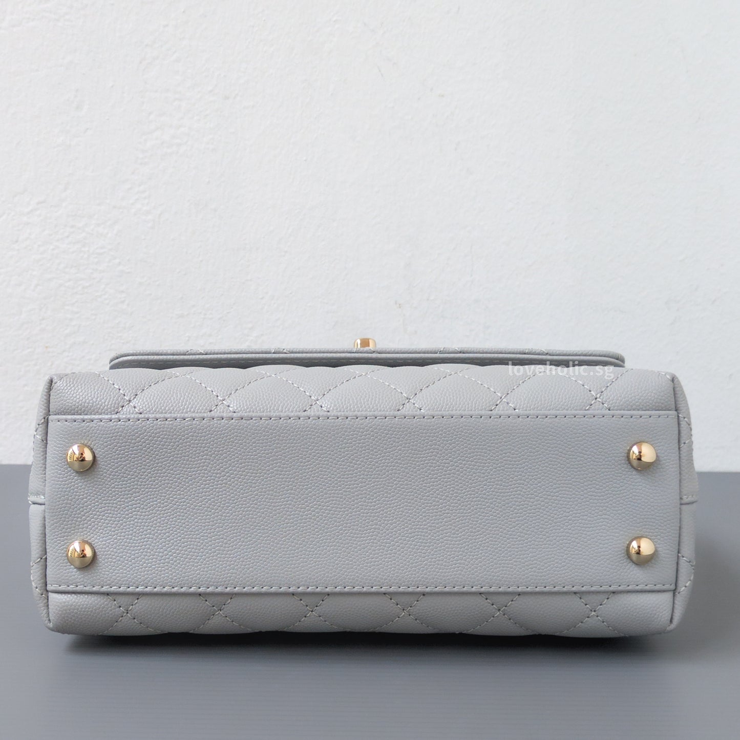 Chanel Coco Handle Small | 24K Grey Caviar Light Gold Hardware-details