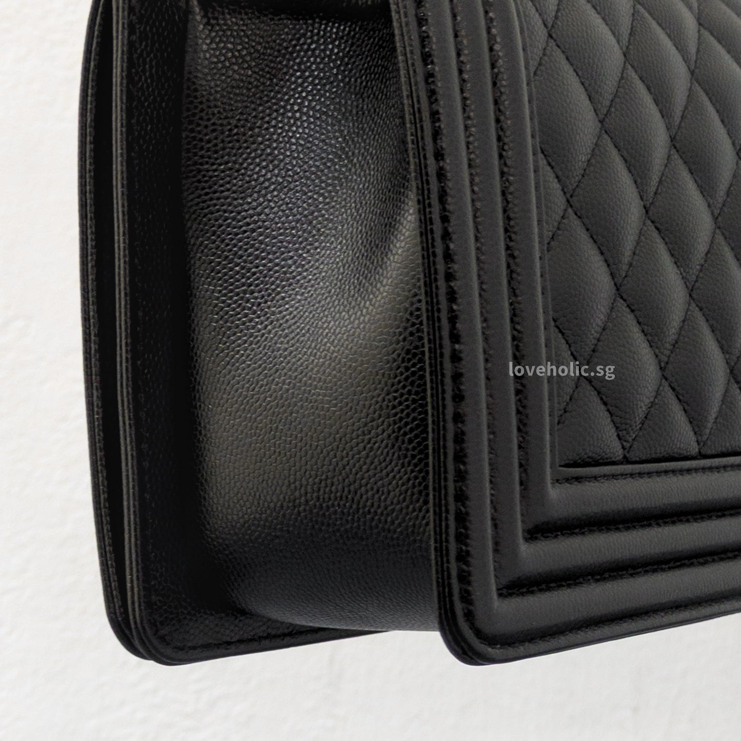 Chanel Boy Medium | Black Caviar Ruthenium Hardware-details