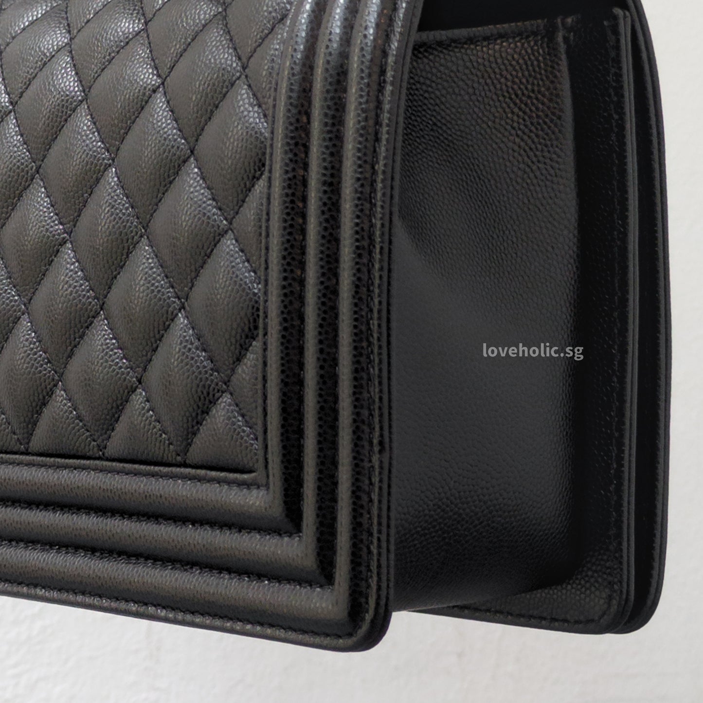 Chanel Boy Medium | Black Caviar Ruthenium Hardware-details
