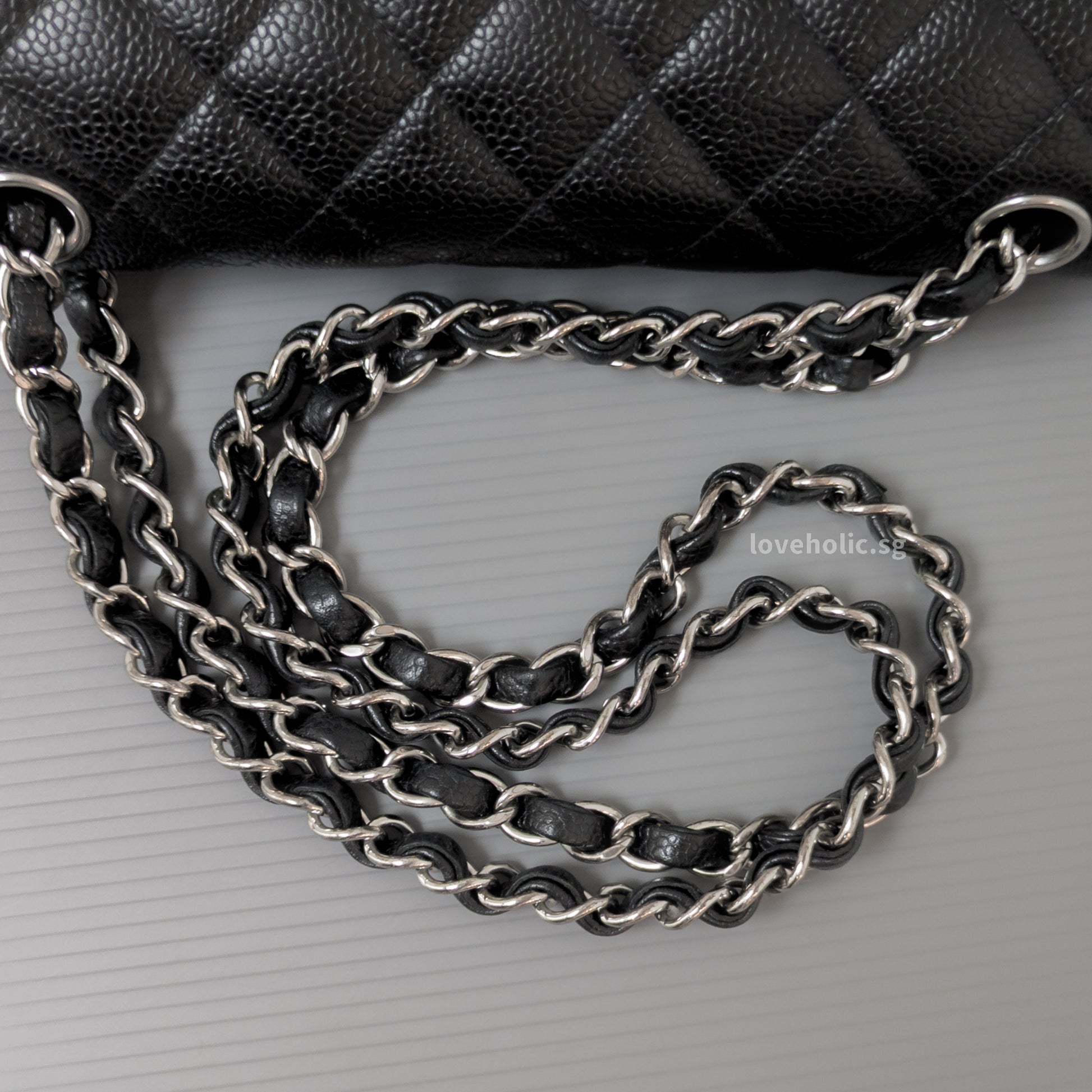 Chanel Classic Flap Small | Black Caviar Silver Hardware-details