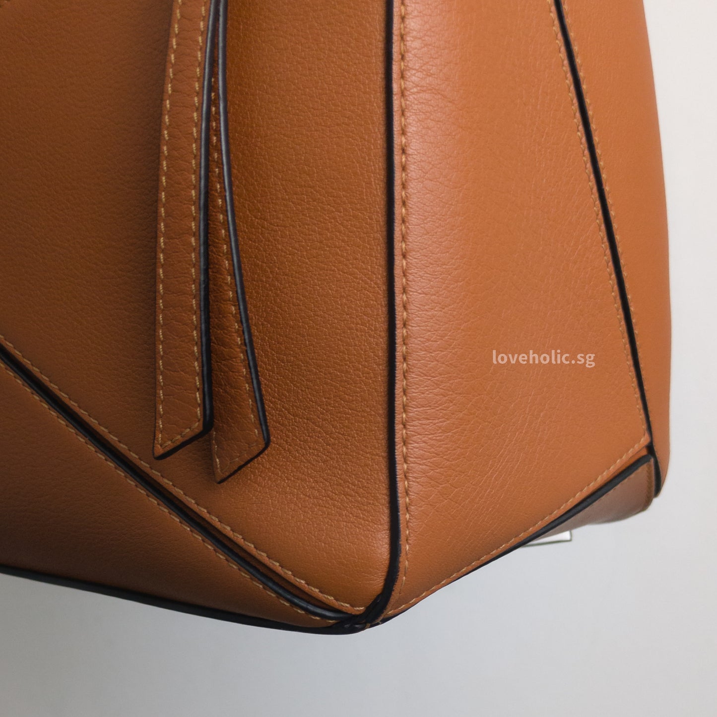 Loewe Puzzle Medium | Tan Calfskin Silver Hardware-details