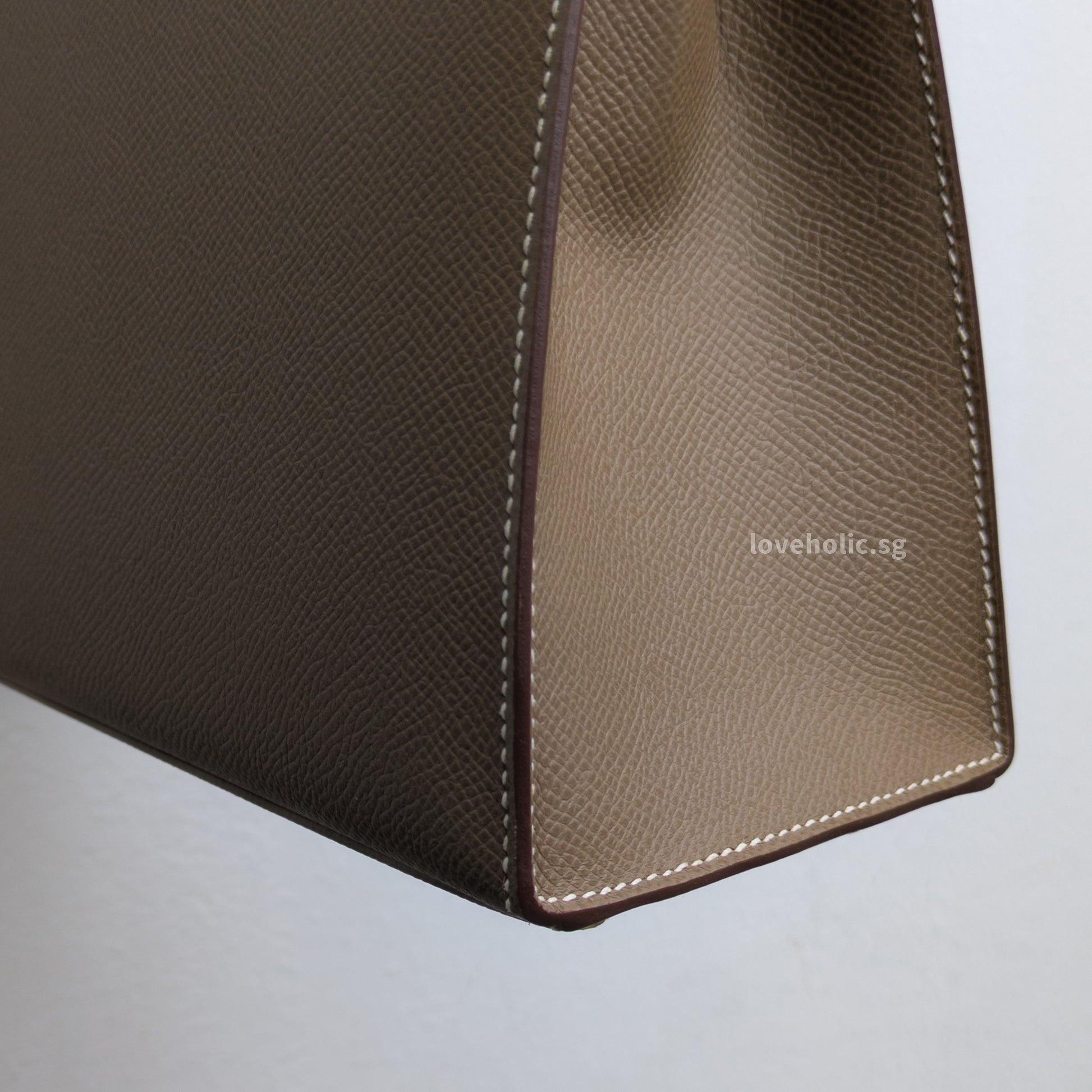 Hermes Kelly Sellier 25 | Etoupe Epsom Gold Hardware-details