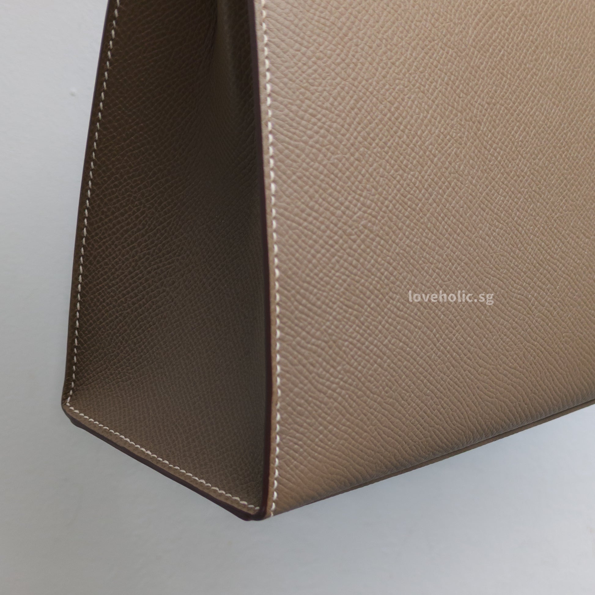 Hermes Kelly Sellier 25 | Etoupe Epsom Gold Hardware-details
