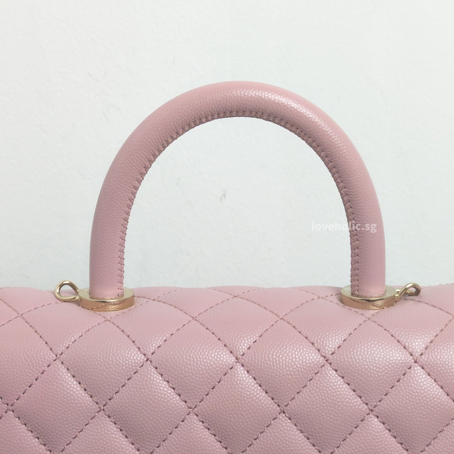 Chanel Coco Handle Small | 24A Light Pink Caviar Light Gold Hardware-details