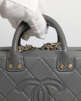 Chanel Mini CC Vanity Case wth Chain | Grey Lambskin Light Gold Hardware-details