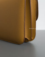 Hermes Constance Mini 18 | 2S Sesame Epsom Gold Hardware-details