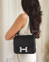 Hermes Constance 24 | Black Epsom Palladium Hardware-model