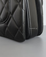 Trendy CC Medium | Black Lambskin Light Gold Hardware