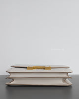 Hermes Constance 18 Mini | M4 Gris Pale Epsom Gold Hardware-details