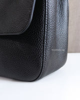 Chanel Maxi Flap 32cm | Black Caviar Silver Hardware-details