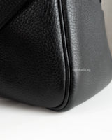 Lindy 26 | Black Taurillon Clemence Gold Hardware