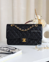 Chanel Classic Flap Medium | Black Caviar Gold Hardware-front