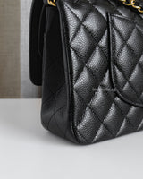 Chanel Classic Flap Medium | Black Caviar Gold Hardware-details