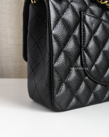 Chanel Classic Flap Medium | Black Caviar Gold Hardware-details
