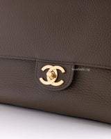Chanel Maxi Flap 32cm | 26A Dark Khaki Caviar Gold Hardware-details