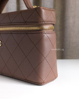 Chanel Top Handle Vanity On Chain LP | Brown Grained Calfskin Gold Hardware-details