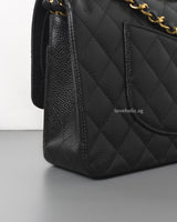 Chanel Classic Flap Medium | Black Caviar Gold Hardware-details
