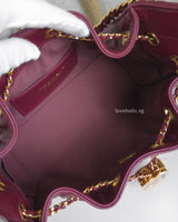 Chanel Chanel 25 Mini | 26A Burgundy Caviar Gold Hardware-details