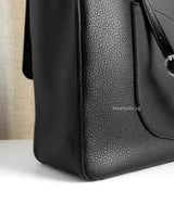 Chanel Maxi Flap 38cm | 26A Black Caviar Silver Hardware-details