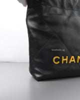 Chanel Chanel 22 Mini | Black Calfskin Brushed Gold Hardware-details