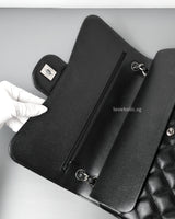 Chanel Classic Flap Jumbo | Black Caviar Silver Hardware-details