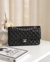 Chanel Classic Flap Medium | Black Caviar Silver Hardware-front