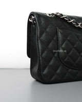 Chanel Classic Flap Medium | Black Caviar Silver Hardware-details