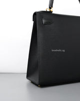 Hermes Kelly Sellier 28 | Black Epsom Gold Hardware-details