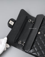 Chanel Classic Flap Small | Black Caviar Silver Hardware-details
