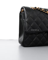 Chanel Classic Flap Medium | Black Lambskin Rose Gold Hardware-details