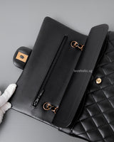 Chanel Classic Flap Medium | Black Lambskin Rose Gold Hardware-details