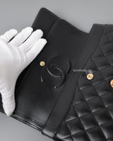 Chanel Classic Flap Medium | Black Lambskin Rose Gold Hardware-details