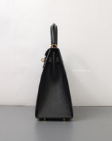 Hermes Kelly Sellier 25 | Black Epsom Gold Hardware-details