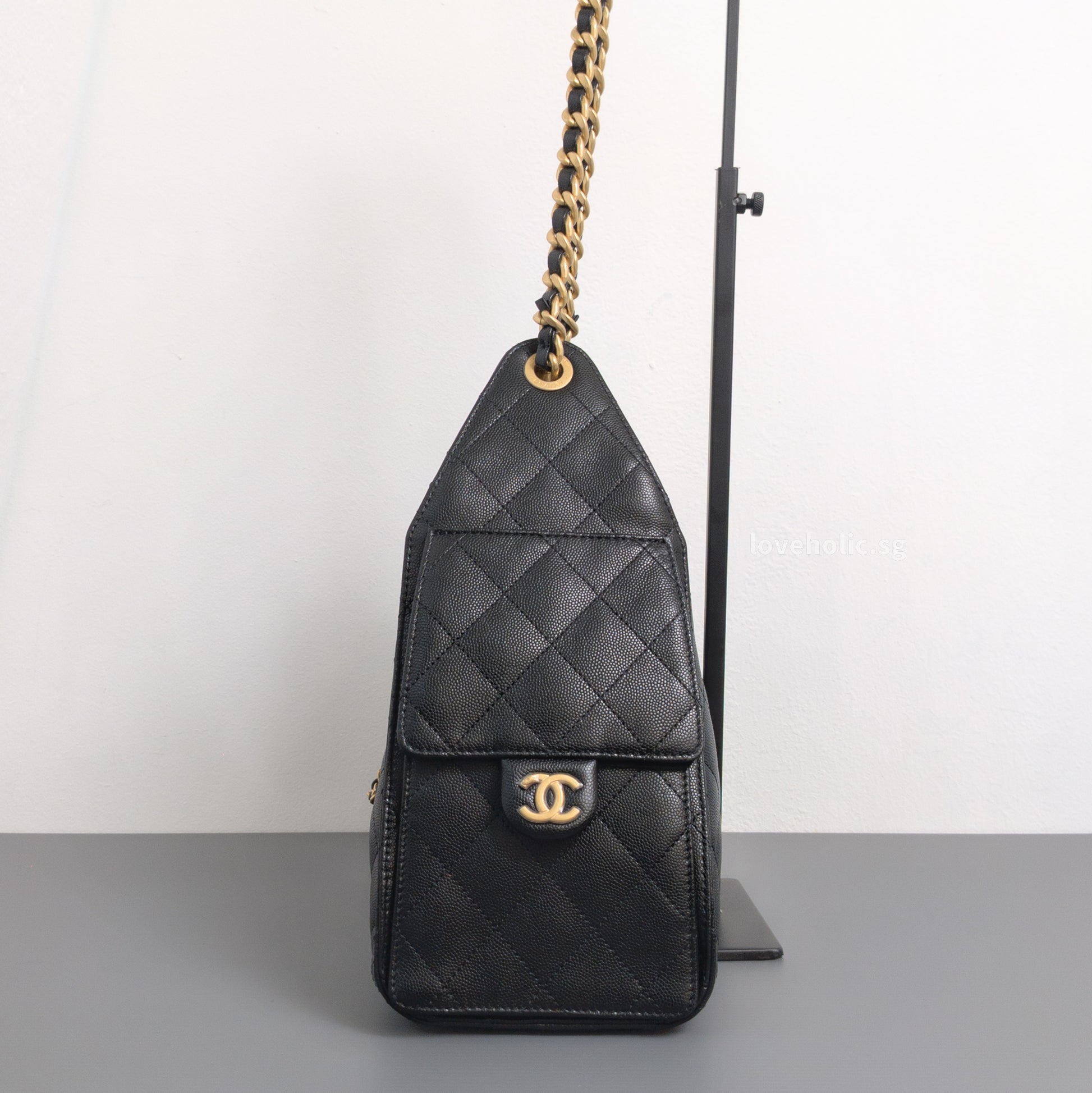 Chanel 25 | Black Grained Calfskin Gold Hardware-details