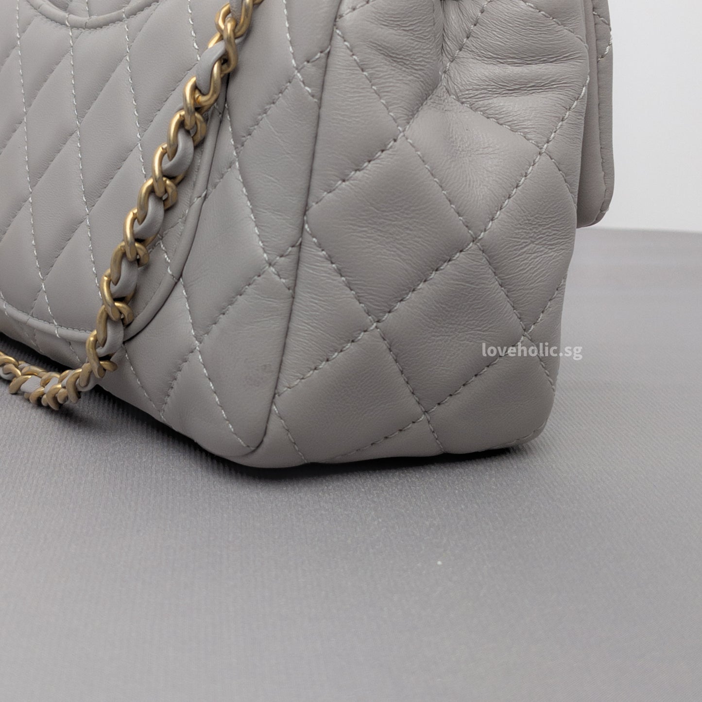 Pearl Crush Mini Rectangle 22B Light Grey Lambskin Brushed Gold Hardware